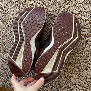 nike zoom winflo 6 burgundy